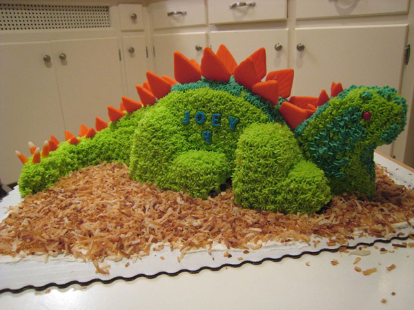 Торт динозавр